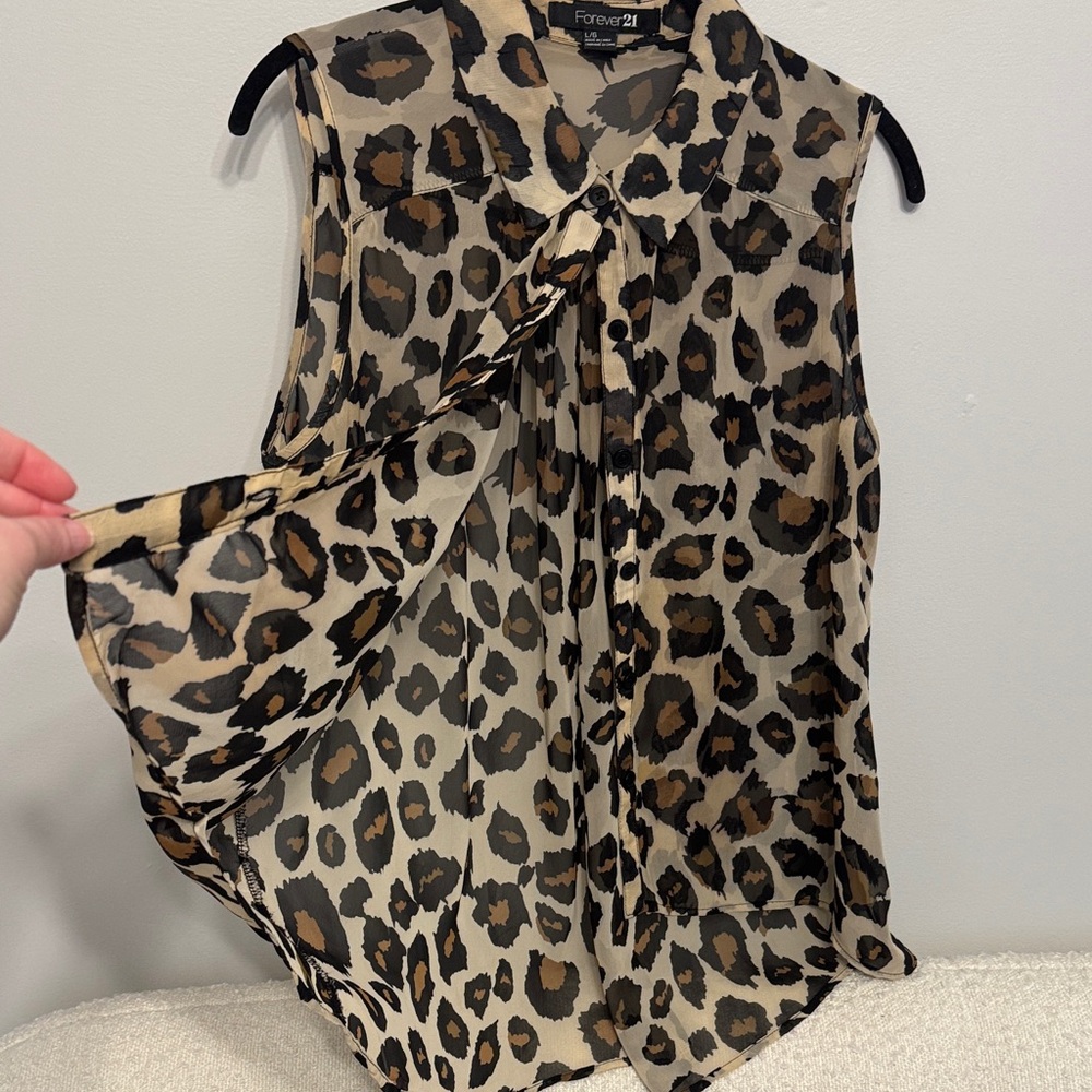 🐈 Forever 21 Leopard Animal Print Sleeveless Top - L - Picture 6 of 10